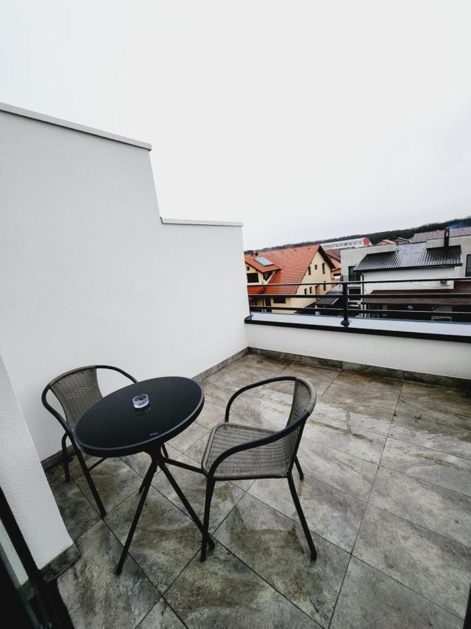 Armina'S Residence Dumbravita  Экстерьер фото