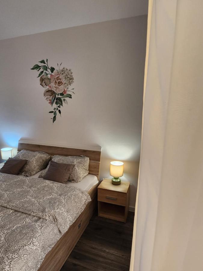 Armina'S Residence Dumbravita  Экстерьер фото