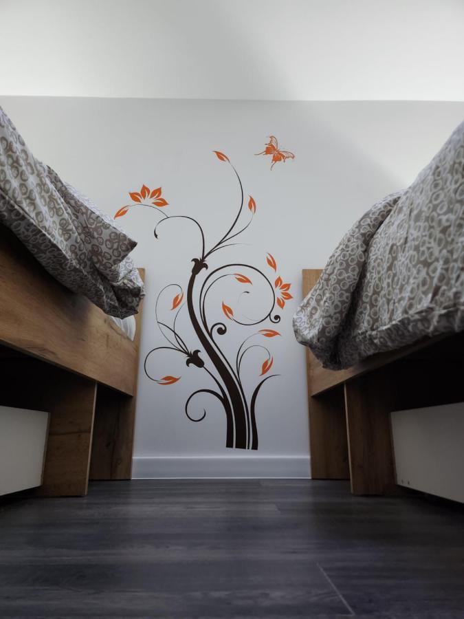 Armina'S Residence Dumbravita  Экстерьер фото