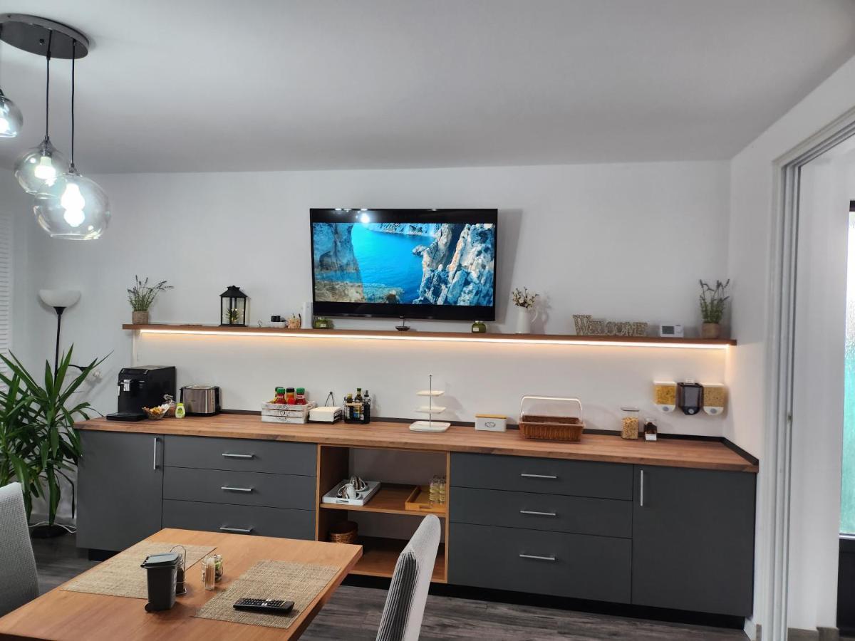 Armina'S Residence Dumbravita  Экстерьер фото