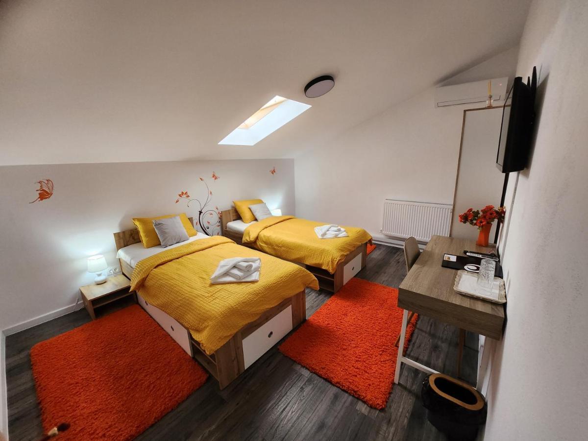 Armina'S Residence Dumbravita  Экстерьер фото