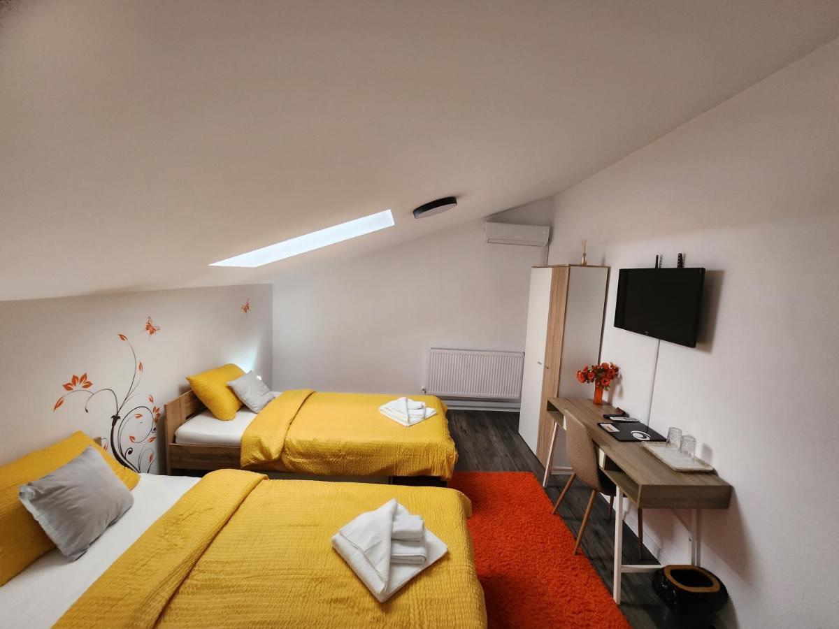 Armina'S Residence Dumbravita  Экстерьер фото